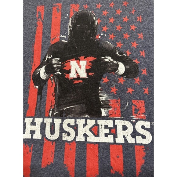 NEBRASKA CORNHUSKERS Gray T-Shirt Football Men's 2XL 50% Cotton 50% Polyester - Picture 1 of 6